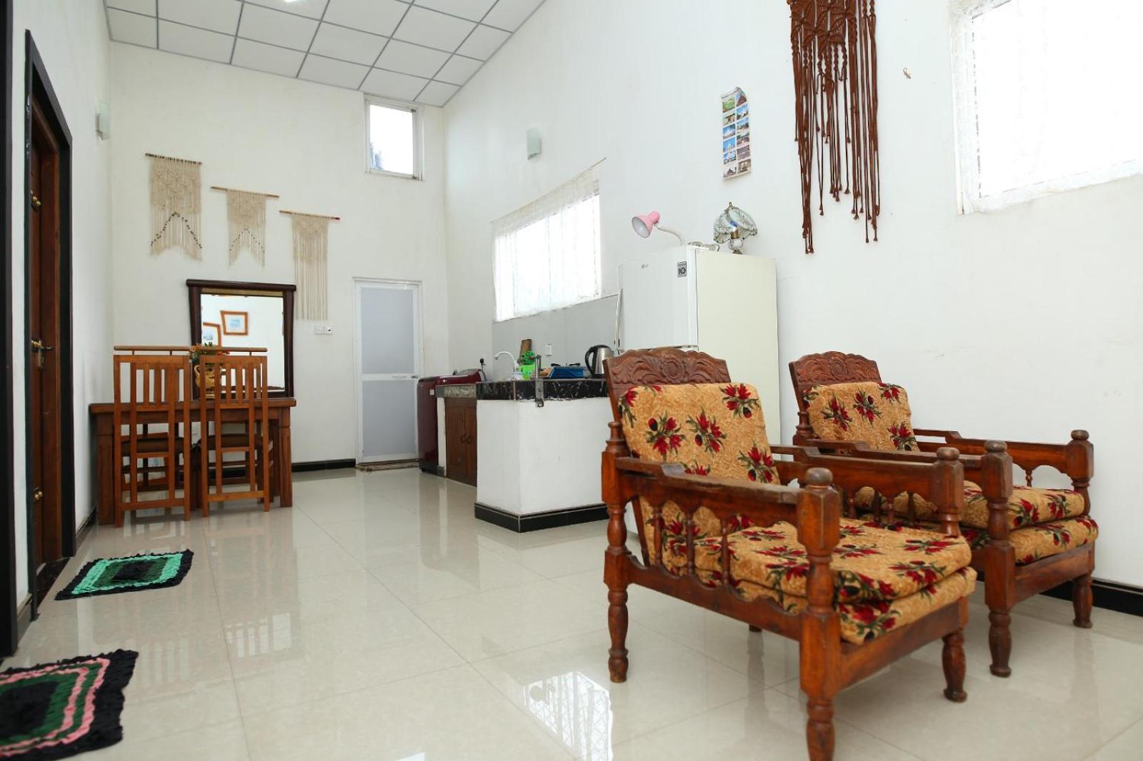 Sujee'S Guest House With Two Bed Rooms Anuradhapura Eksteriør bilde