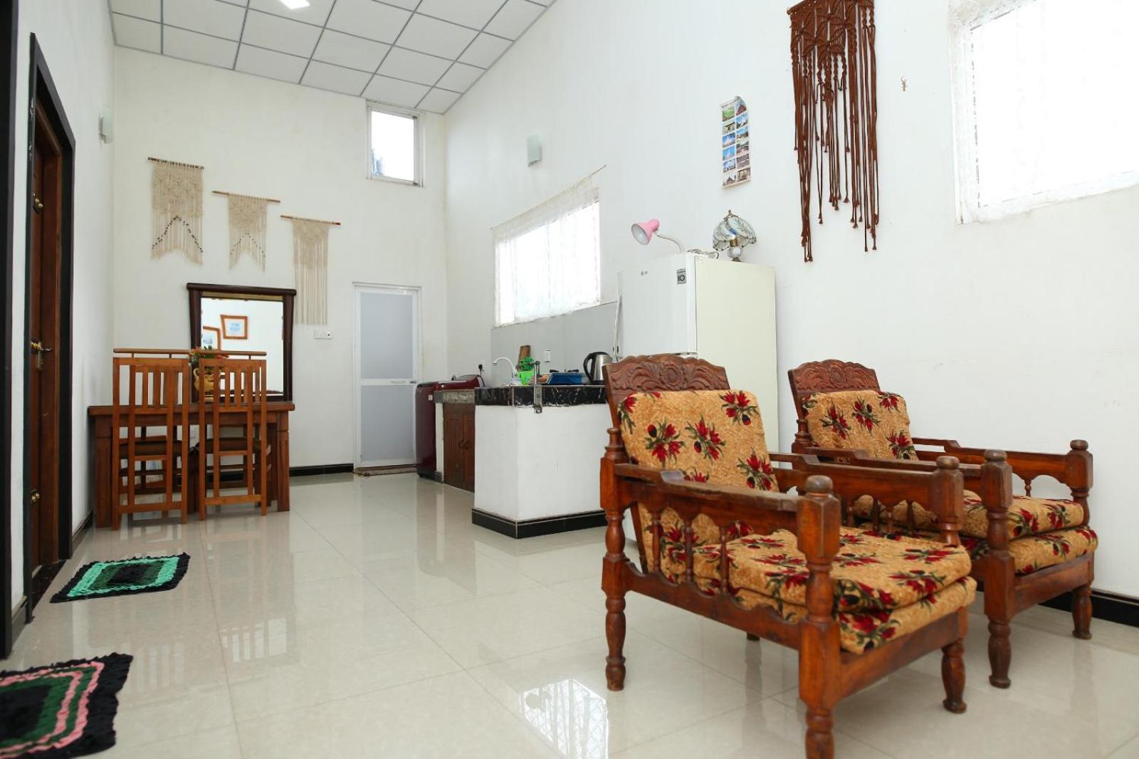 Sujee'S Guest House With Two Bed Rooms Anuradhapura Eksteriør bilde