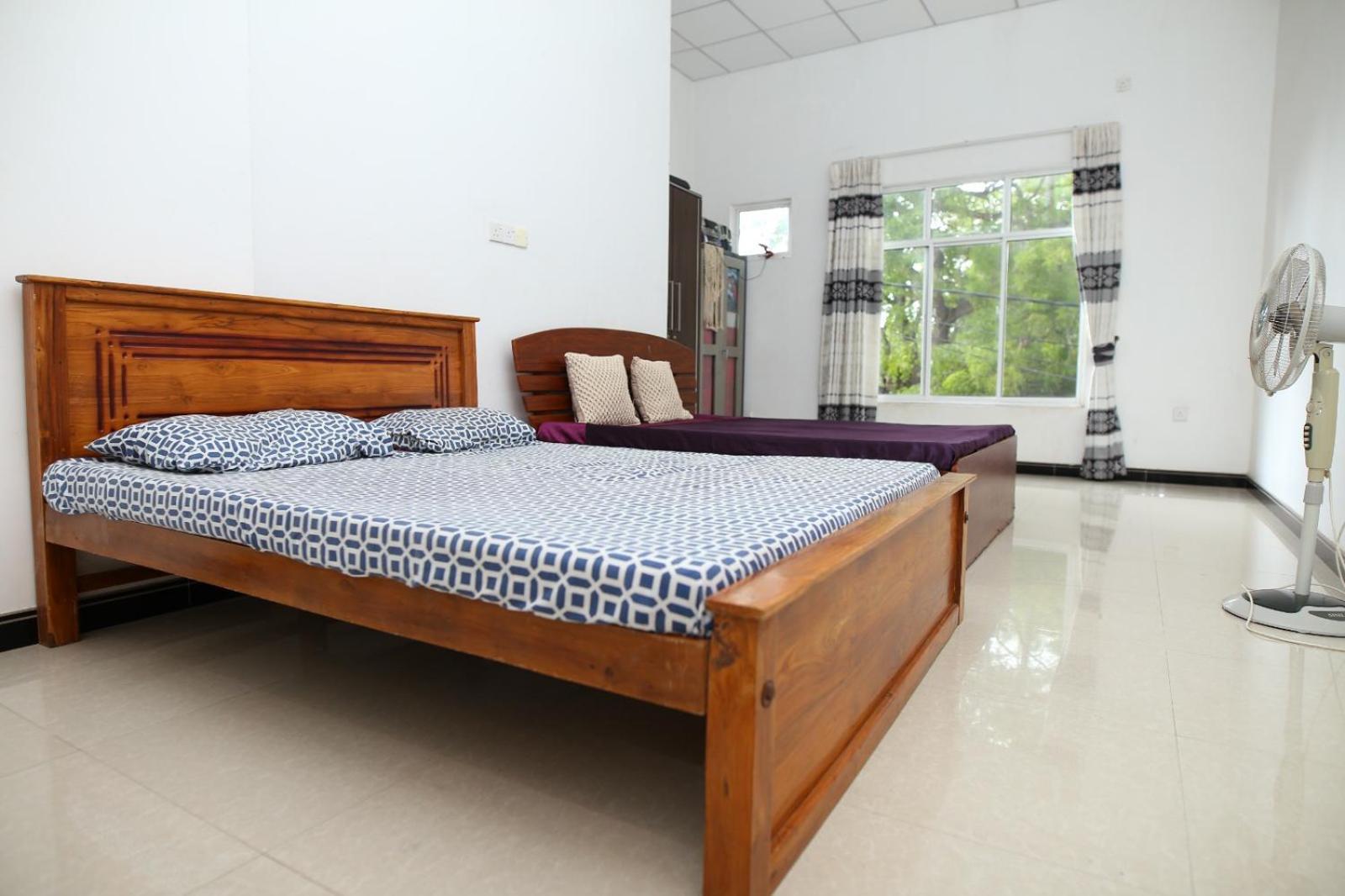 Sujee'S Guest House With Two Bed Rooms Anuradhapura Eksteriør bilde