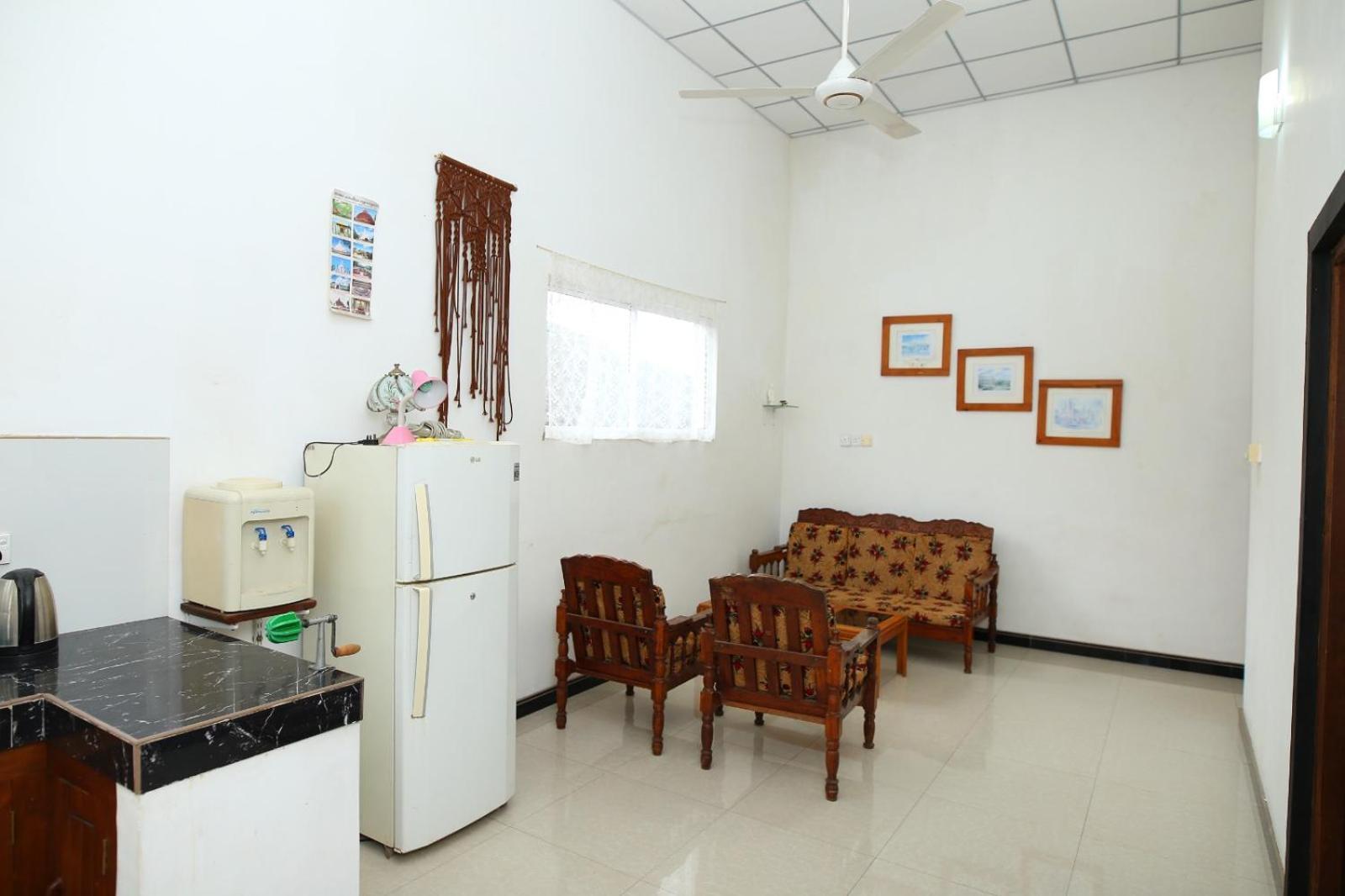Sujee'S Guest House With Two Bed Rooms Anuradhapura Eksteriør bilde