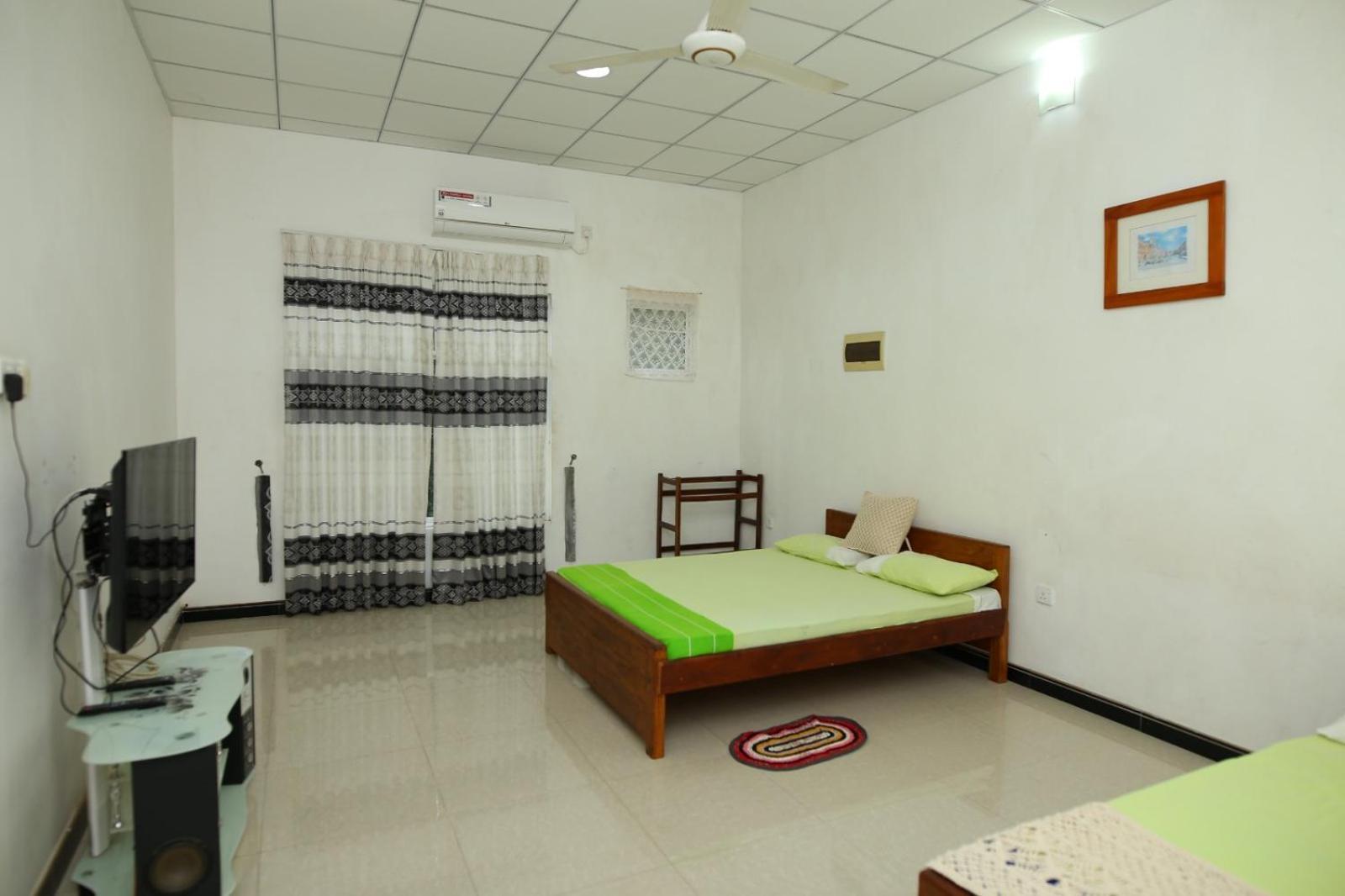 Sujee'S Guest House With Two Bed Rooms Anuradhapura Eksteriør bilde